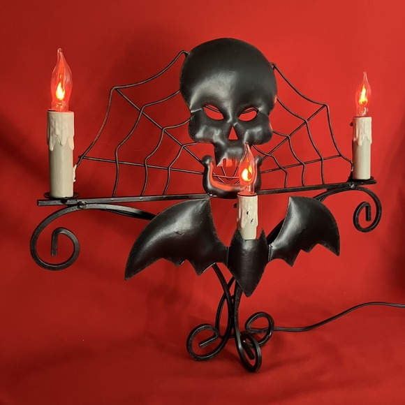 Target 2005 Hanging Candelabra / Flicker Lights / Black Metal / Skull /Halloween - Picture 1 of 16